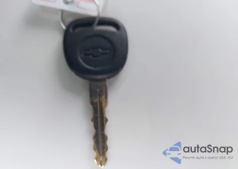 2001 Chevrolet Tahoe Ls z USA, uszkodzony, nr VIN 1GNEC13T41R215359